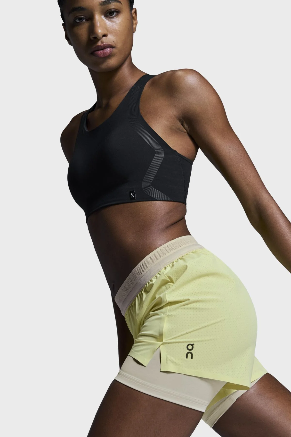 On W - 3" Performance 2/1 Shorts