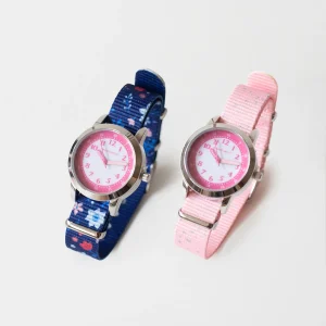 Montre rose avec 2 bracelets interchangeables