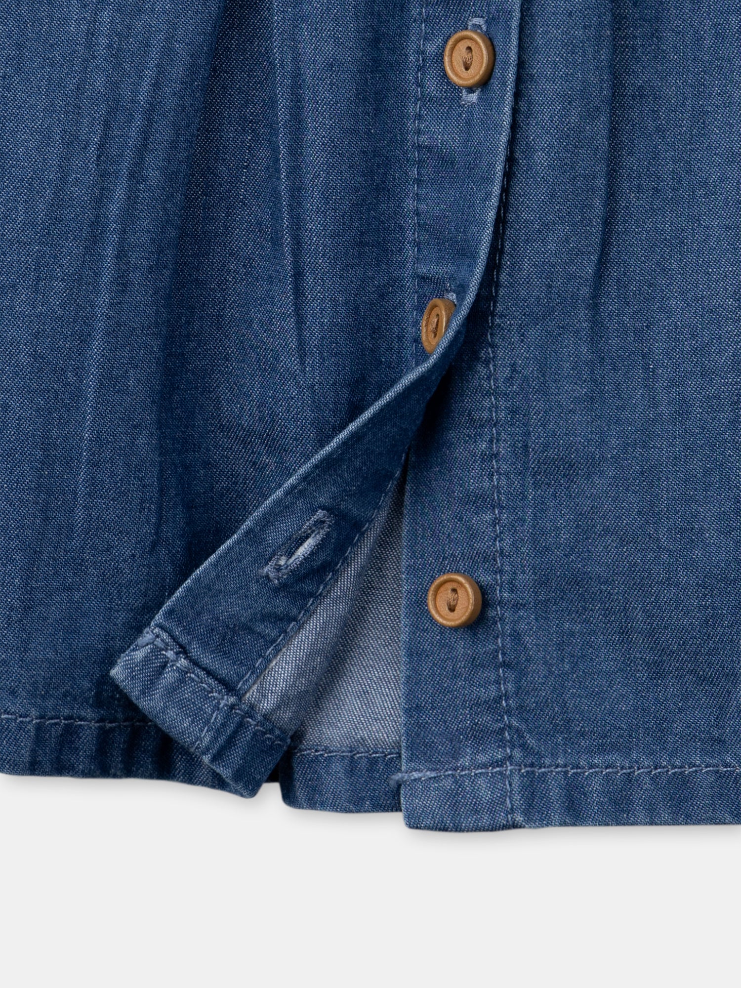 Chemisier en jean bleu à col volanté – Image 9