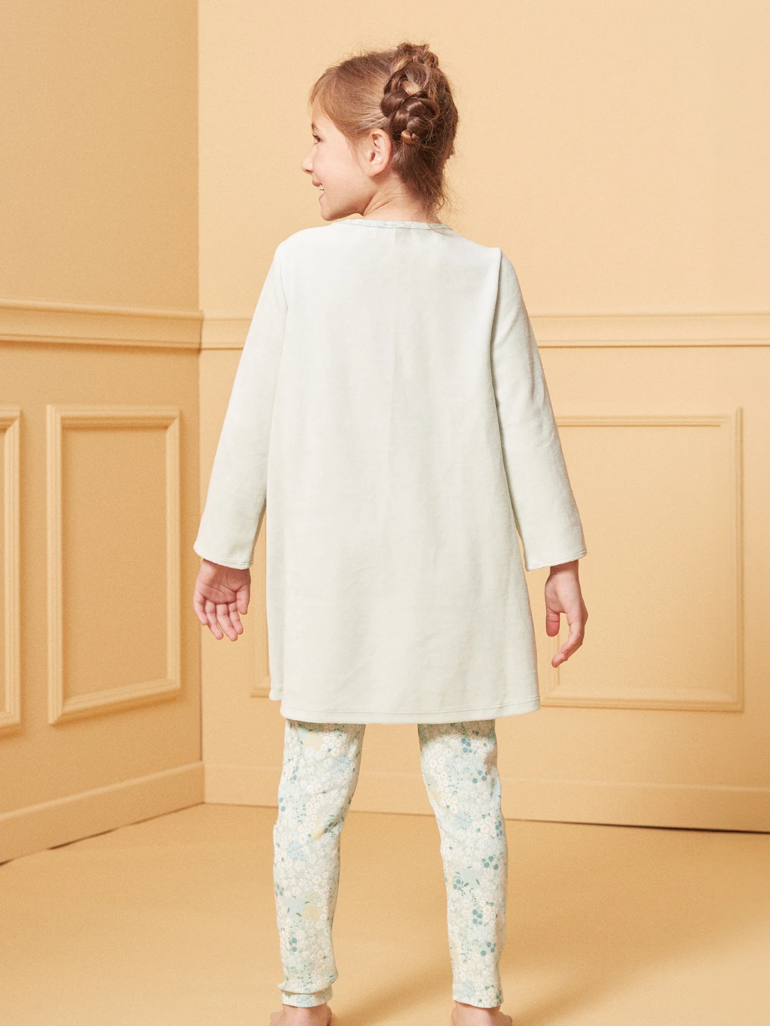 Chemise de nuit Lapin en velours – Image 4