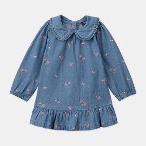 Robe en jean fleuri