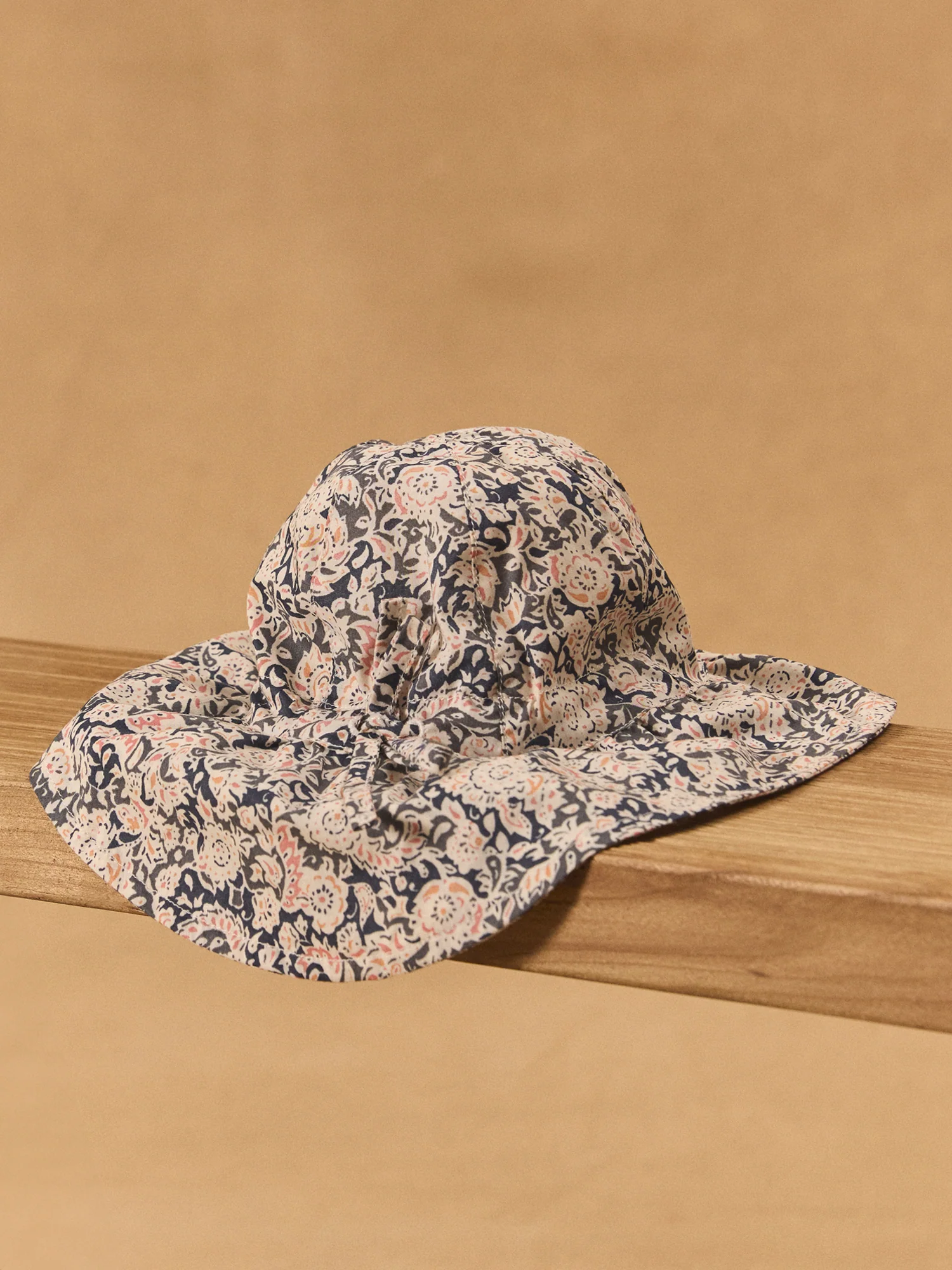 Chapeau cache nuque imprimé – Image 3