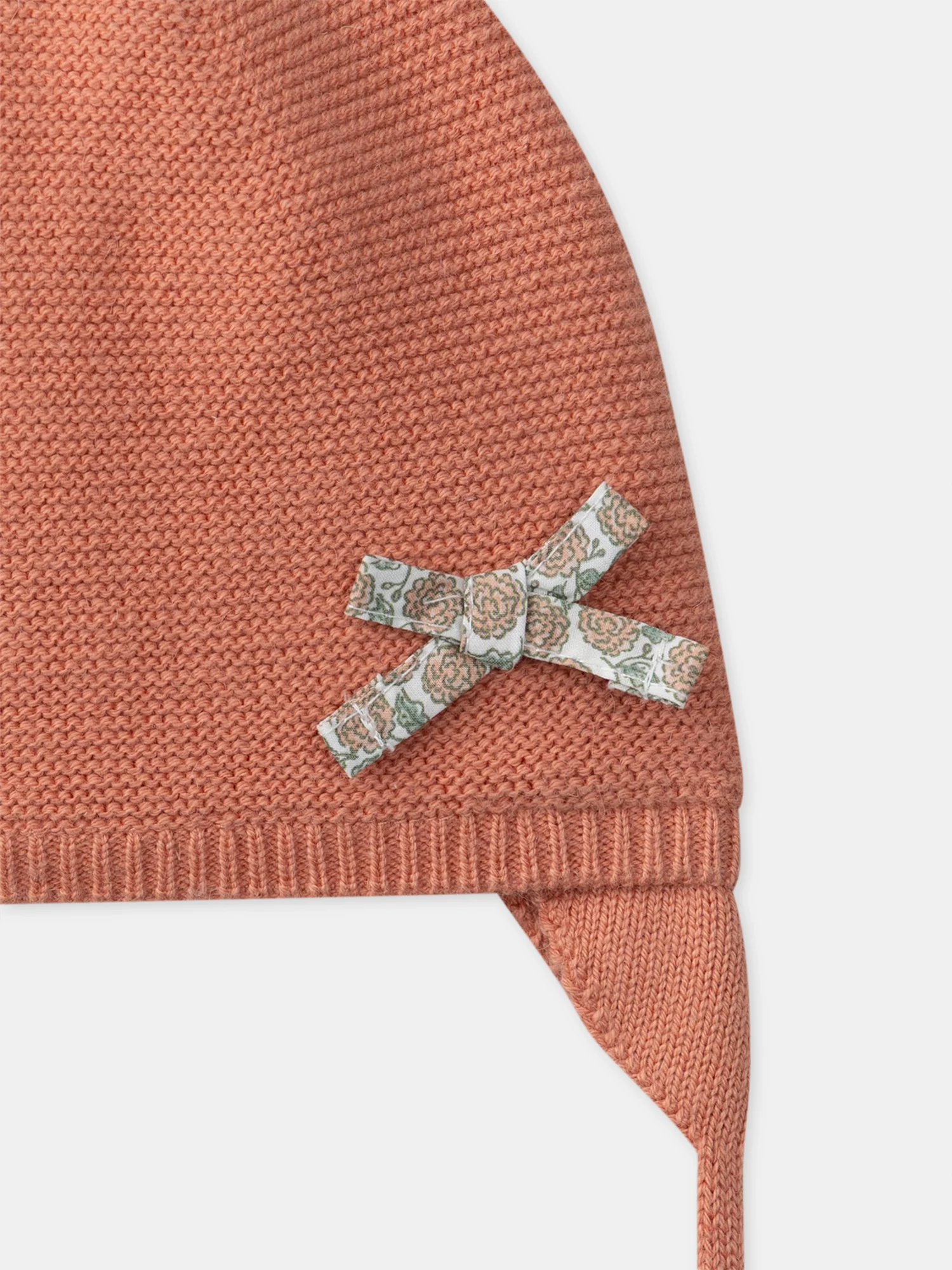 Bonnet rose en tricot à nœud Naissance Fille – Image 5