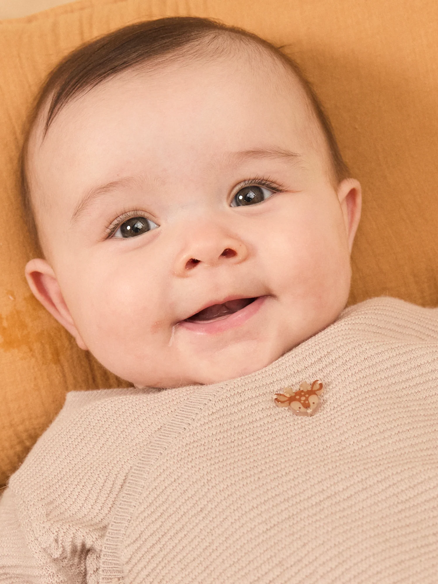 Brassière de naissance en tricot – Image 4