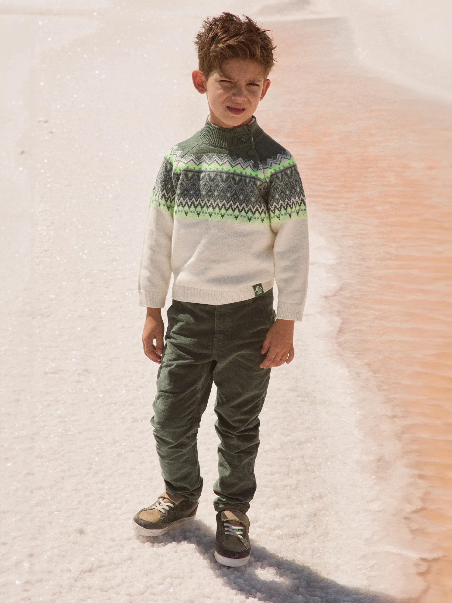 Pull blanc et vert à motif jacquard Garçon – Image 5