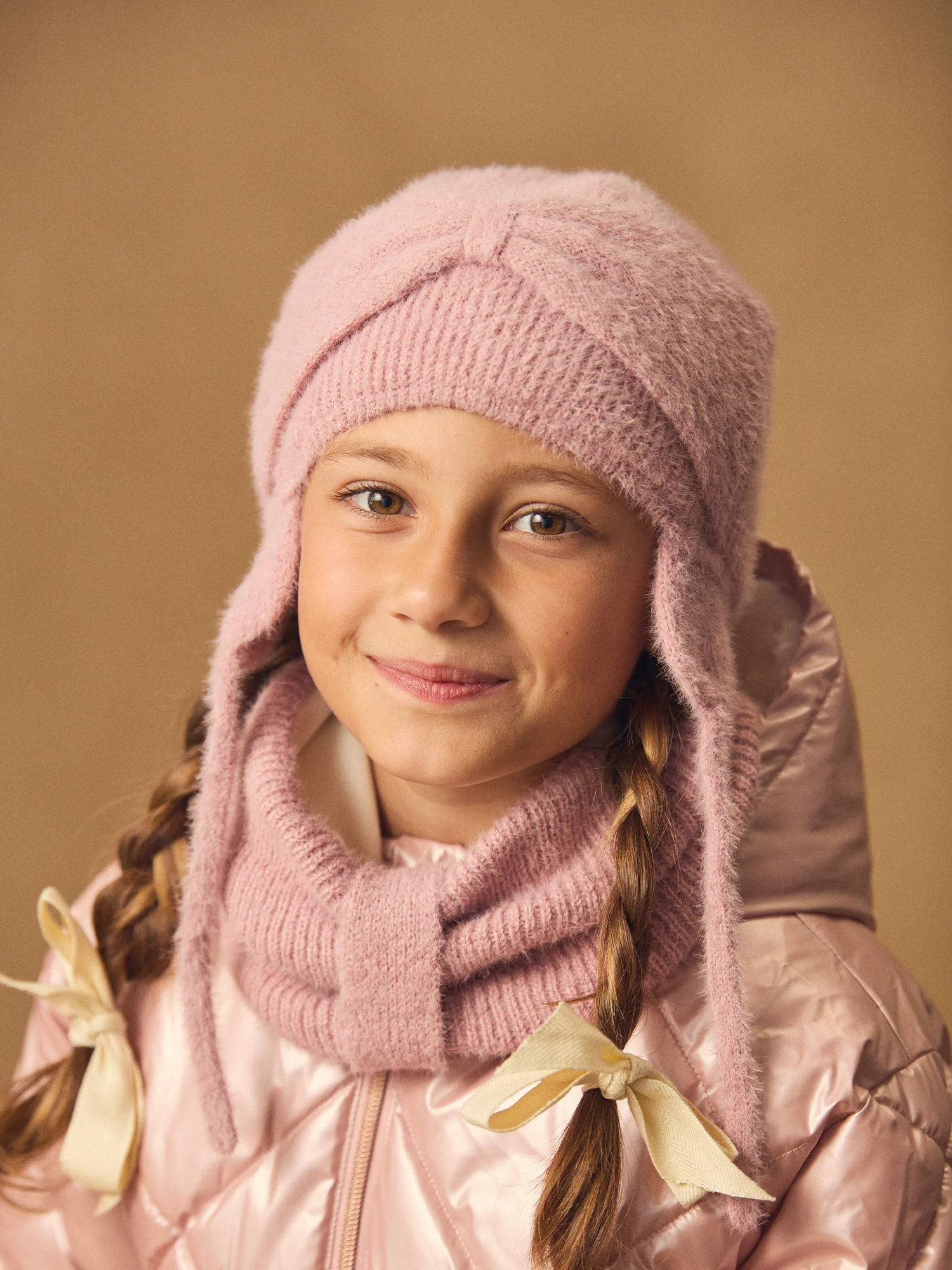 Bonnet cache oreilles rose à nœud Fille – Image 3