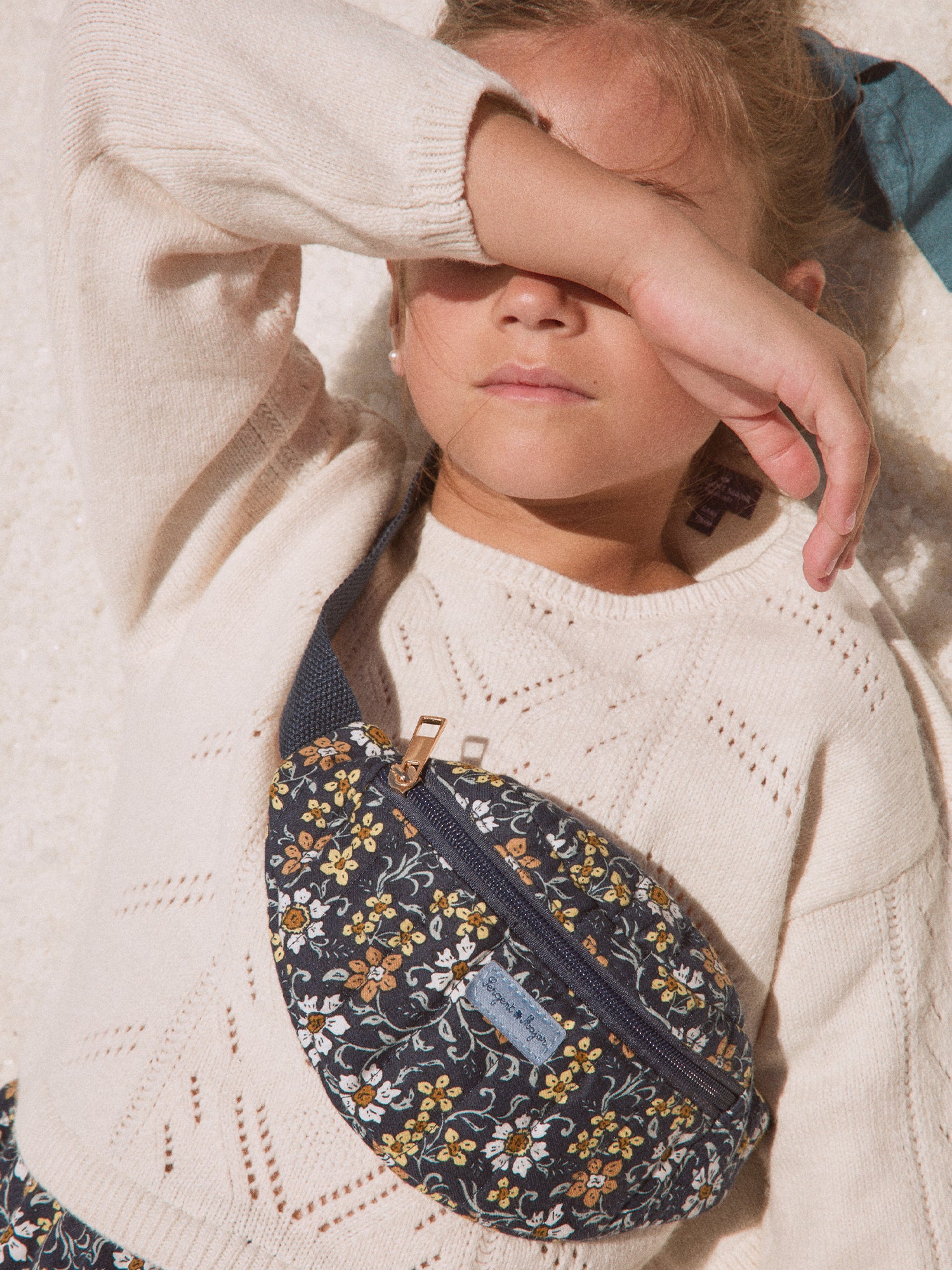 Sac banane imprimé fleuri Fille – Image 3