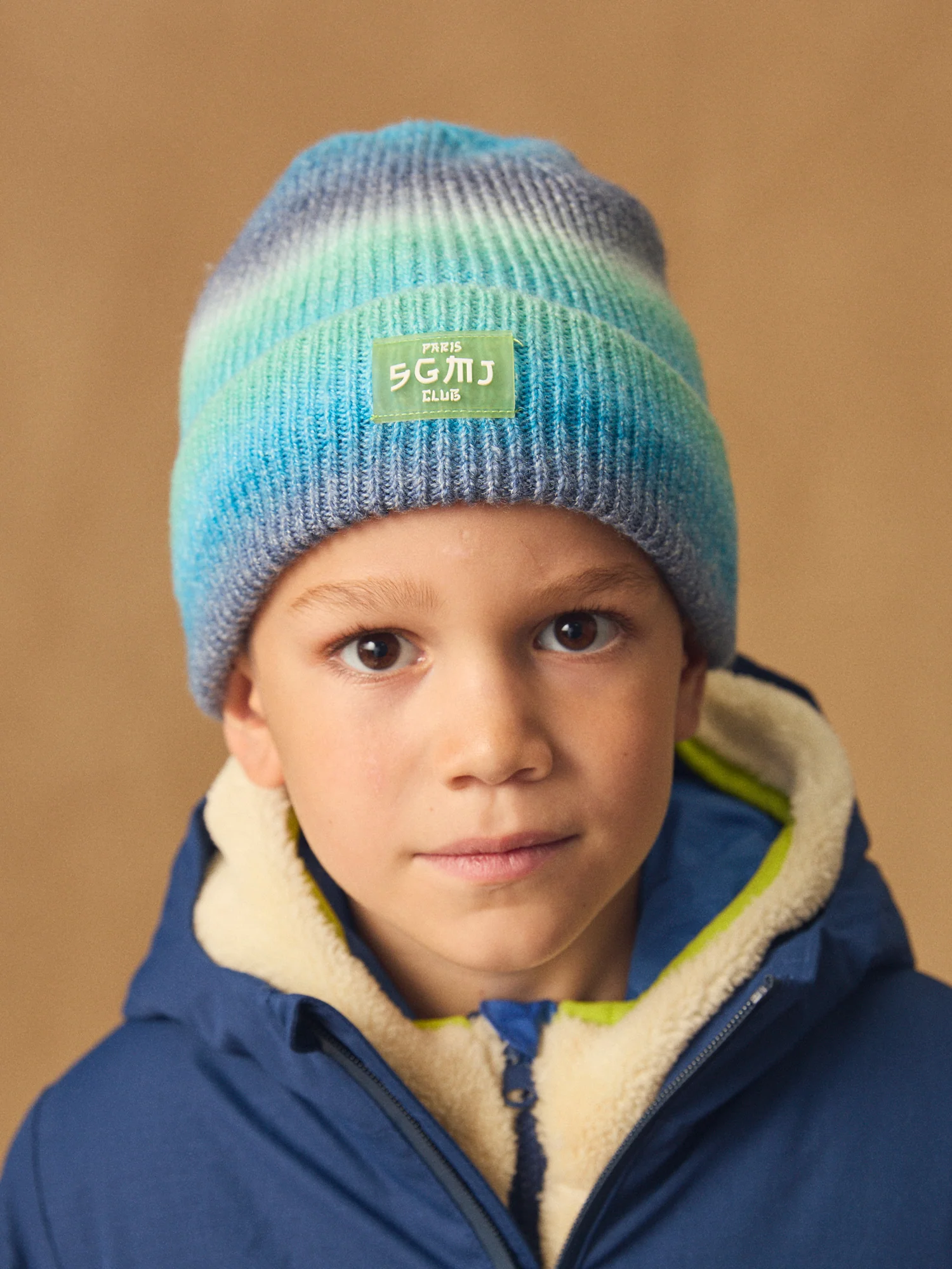 Bonnet tie and dye en maille Garçon – Image 3