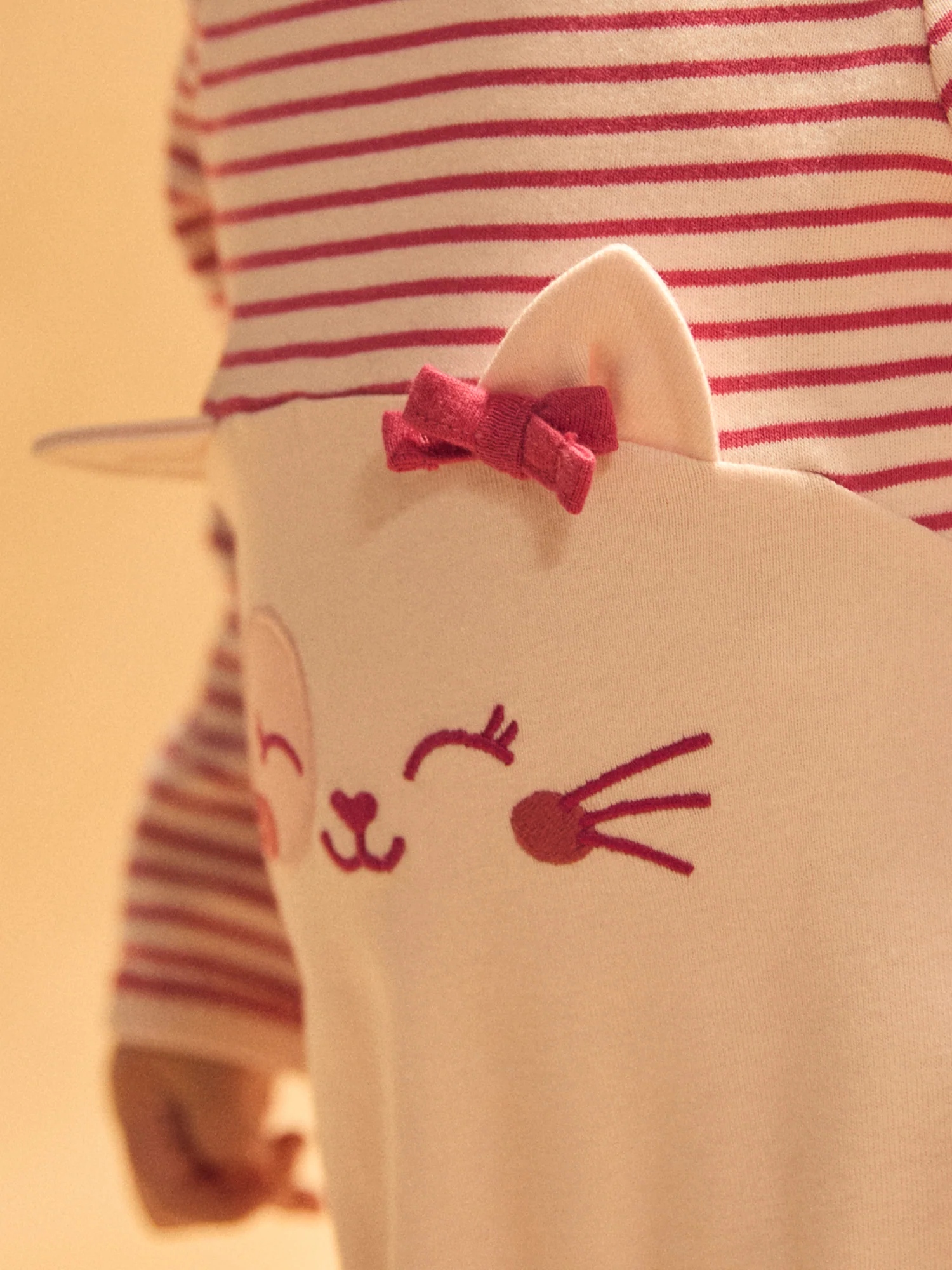 Grenouillère rose à rayures et rose uni Bébé Fille – Image 5