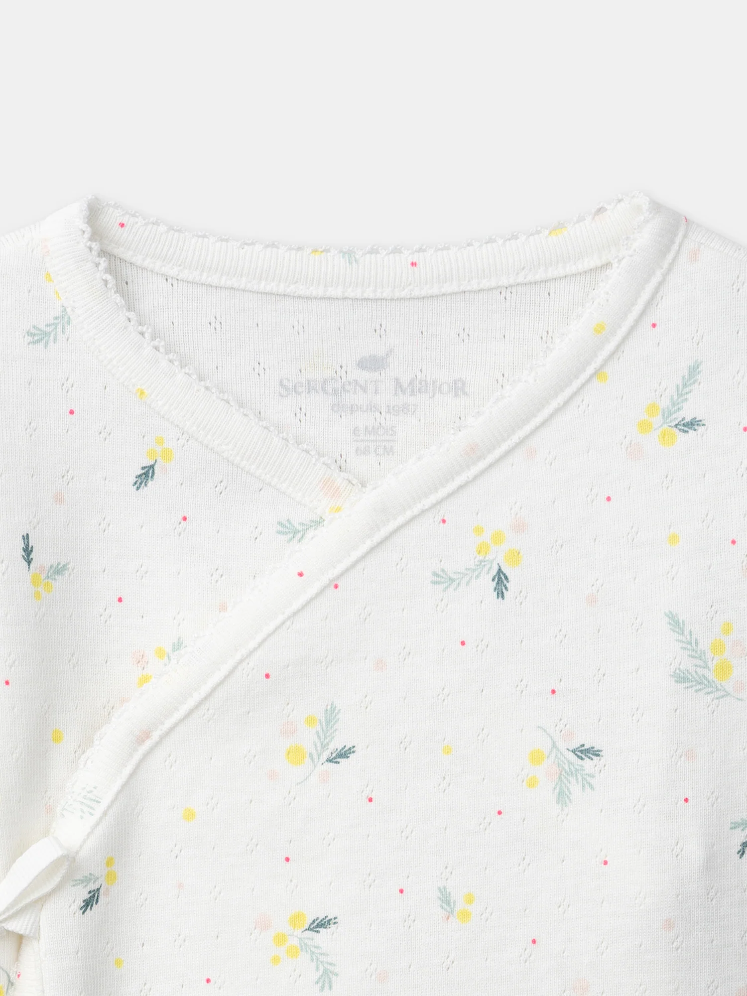 Ensemble haut + pantalon + bonnet imprimé feuillage Naissance Fille – Image 7