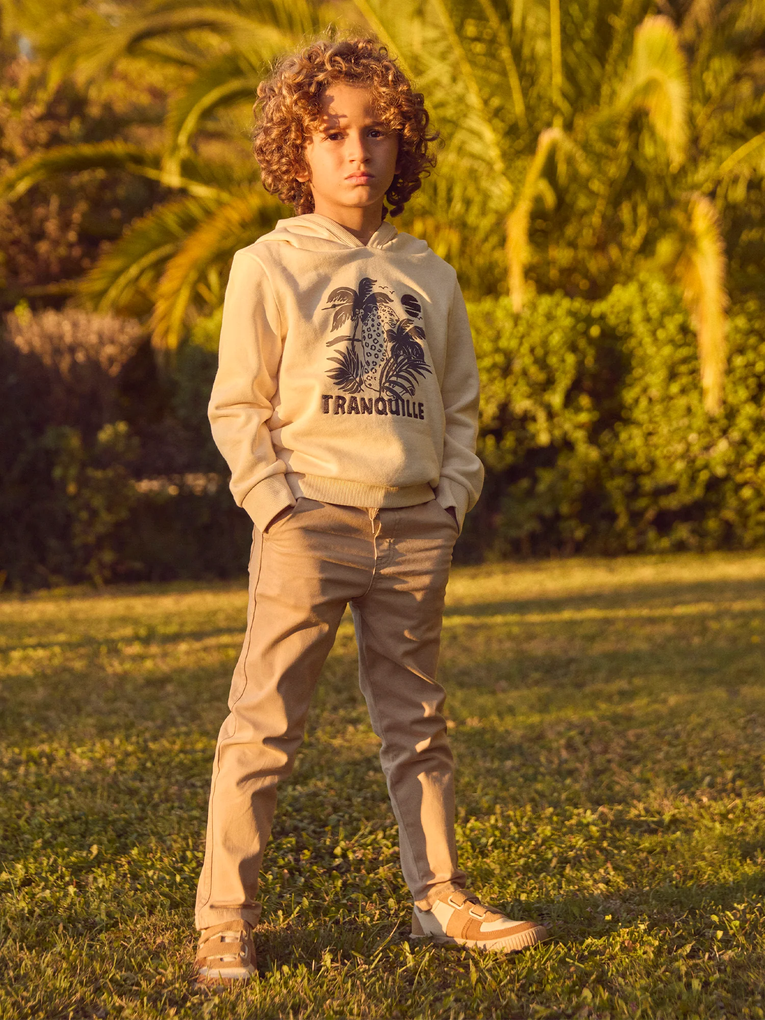 Sweat à capuche beige Garçon – Image 5