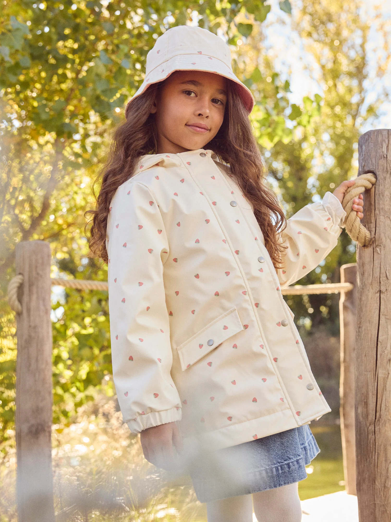 Bob écru imprimé fraises Fille – Image 4
