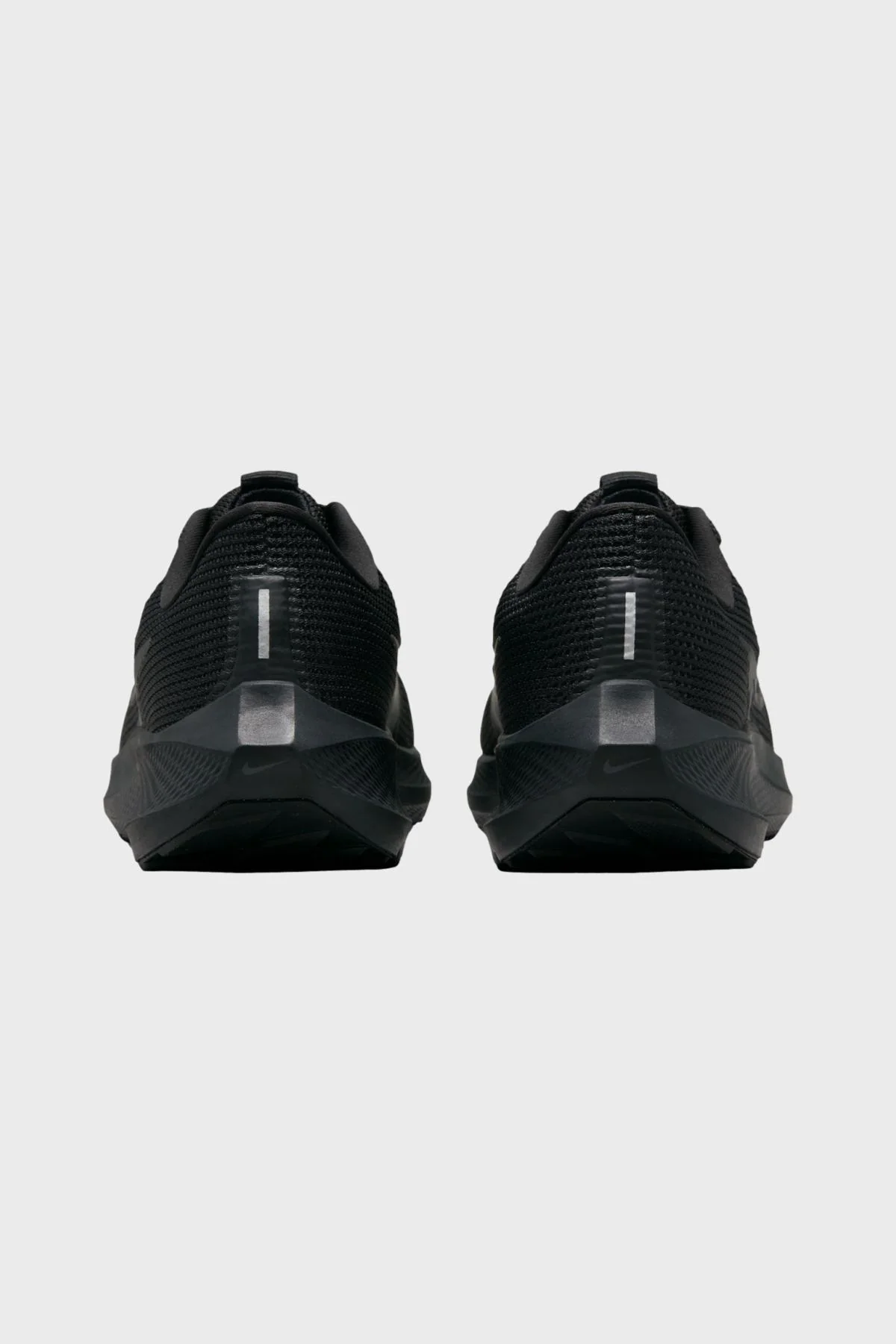 NIKE - AIR ZOOM PEGASUS 40 – Image 3