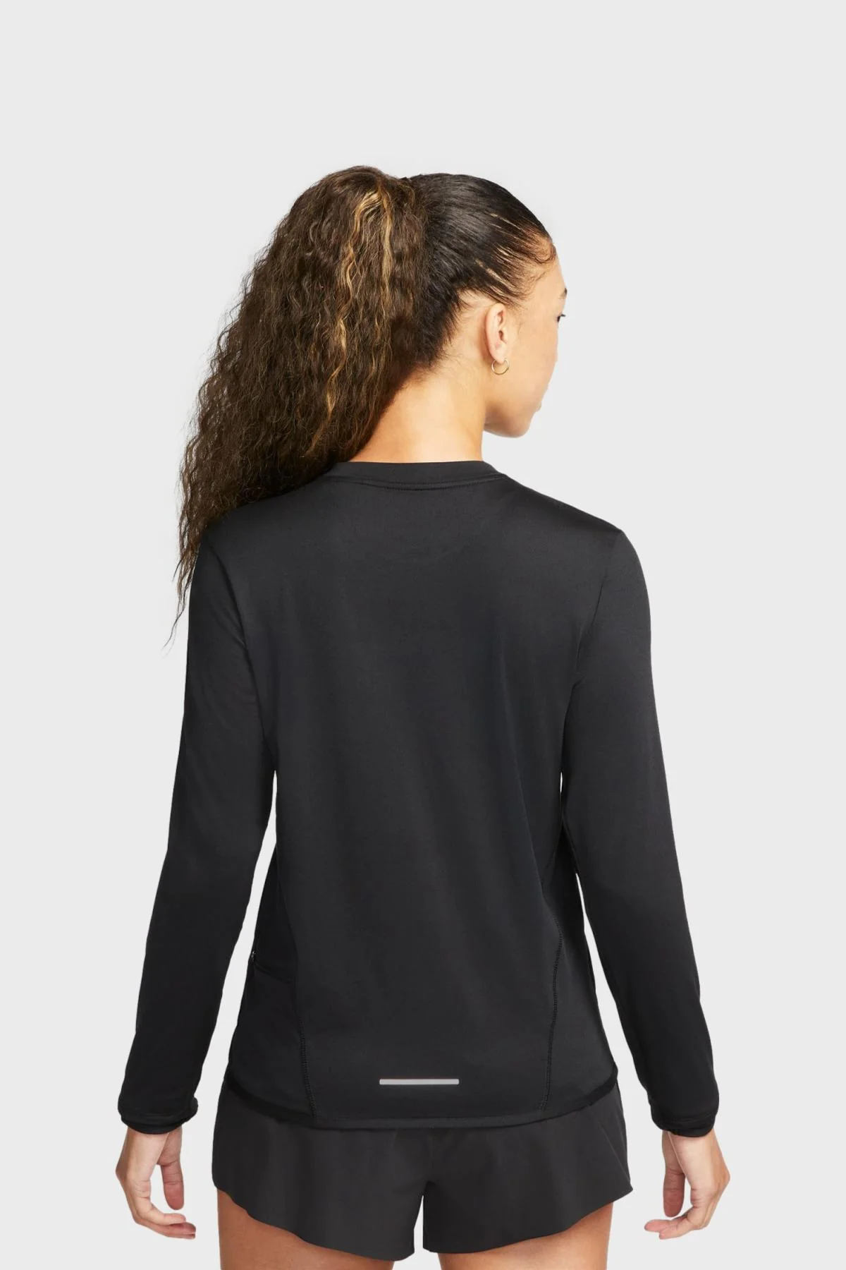 NIKE W - Dri-FIT Swift Element UV – Image 6