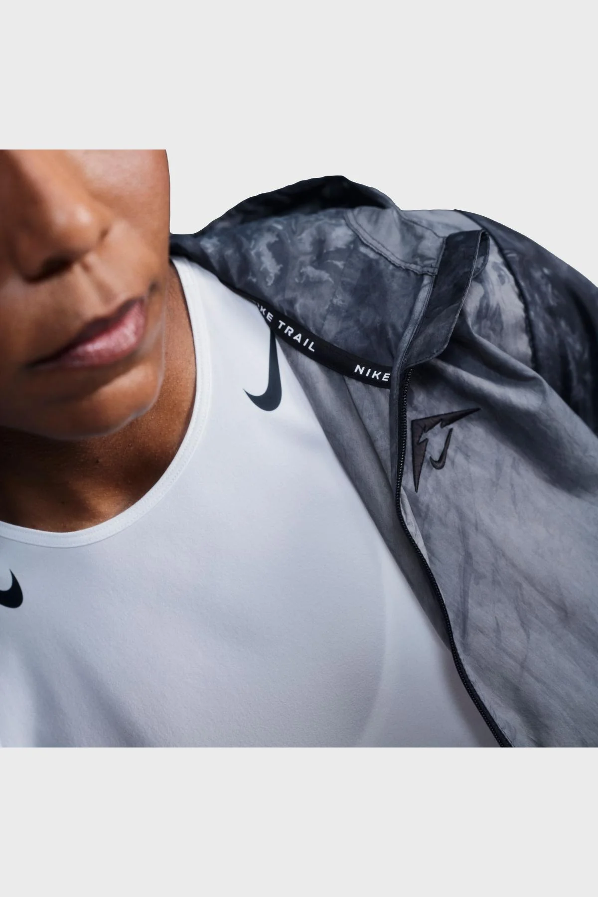 NIKE TRAIL W - Trail jacket – Image 6