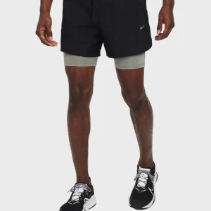 NIKE - Dri-FIT Stride Running Division Men's 5" Water-Repellent 2-in-1 Running