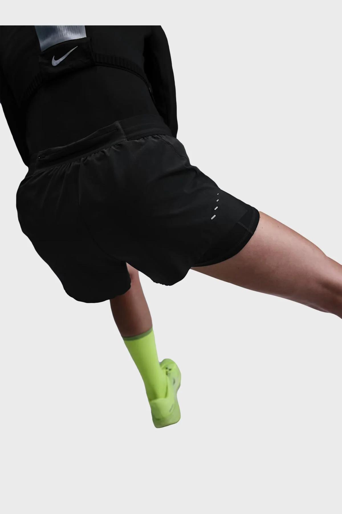 NIKE W - Nike Swift Short de running 2-en-1 à taille mi-haute 8 cm Dri-FIT – Image 3