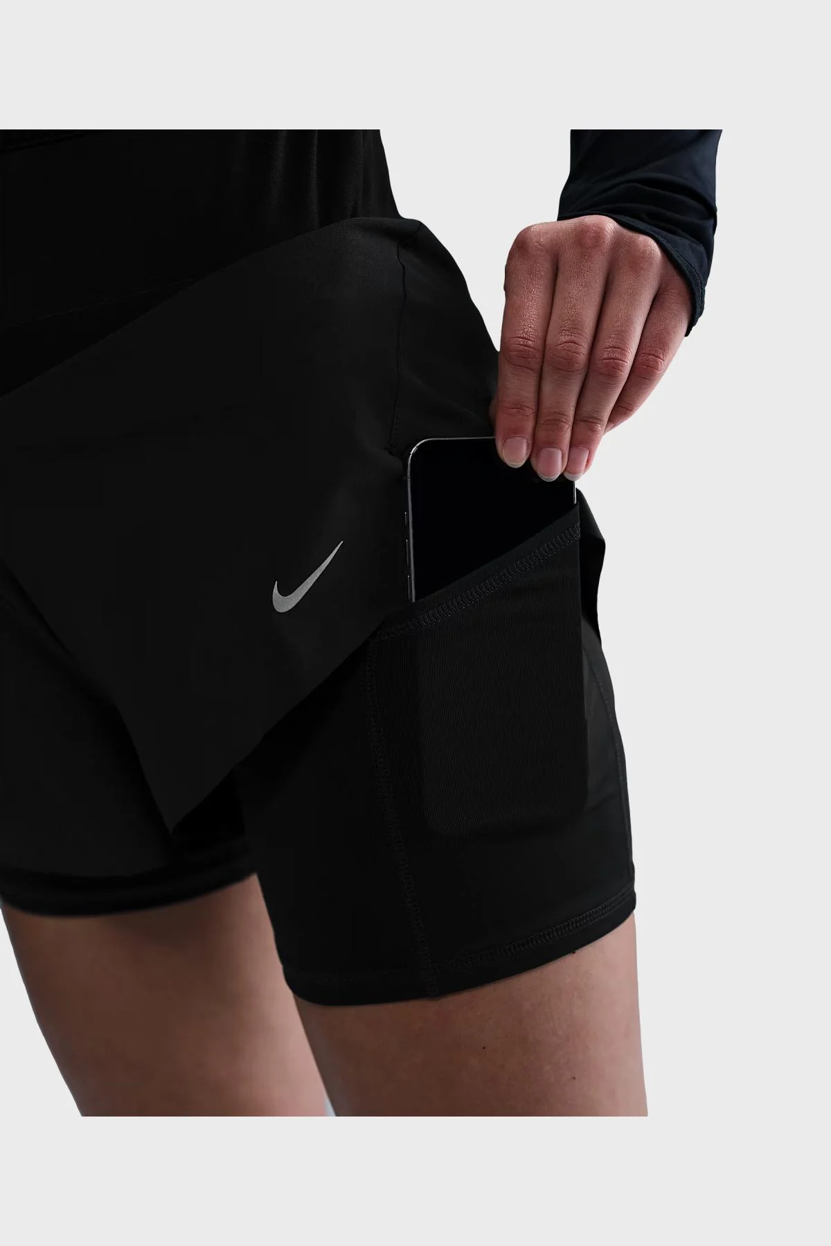 NIKE W - Nike Swift Short de running 2-en-1 à taille mi-haute 8 cm Dri-FIT – Image 4
